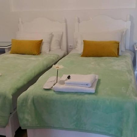 Nn Luxury Room Near Athens Airport สปาตา ภายนอก รูปภาพ