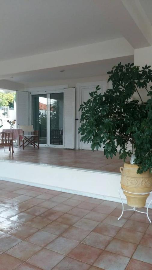 Nn Luxury Room Near Athens Airport สปาตา ภายนอก รูปภาพ
