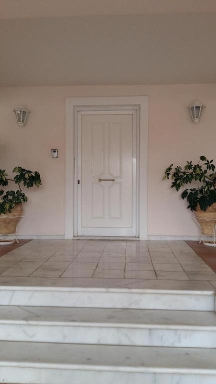 Nn Luxury Room Near Athens Airport สปาตา ภายนอก รูปภาพ